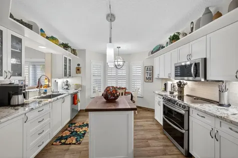 221 Canterbury Drive W Palm Beach Gardens FL 33418
