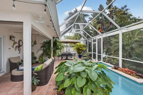 221 Canterbury Drive W Palm Beach Gardens FL 33418