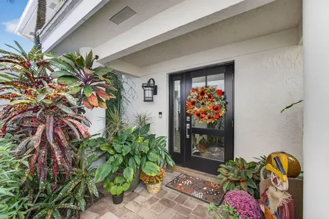 221 Canterbury Drive W Palm Beach Gardens FL 33418