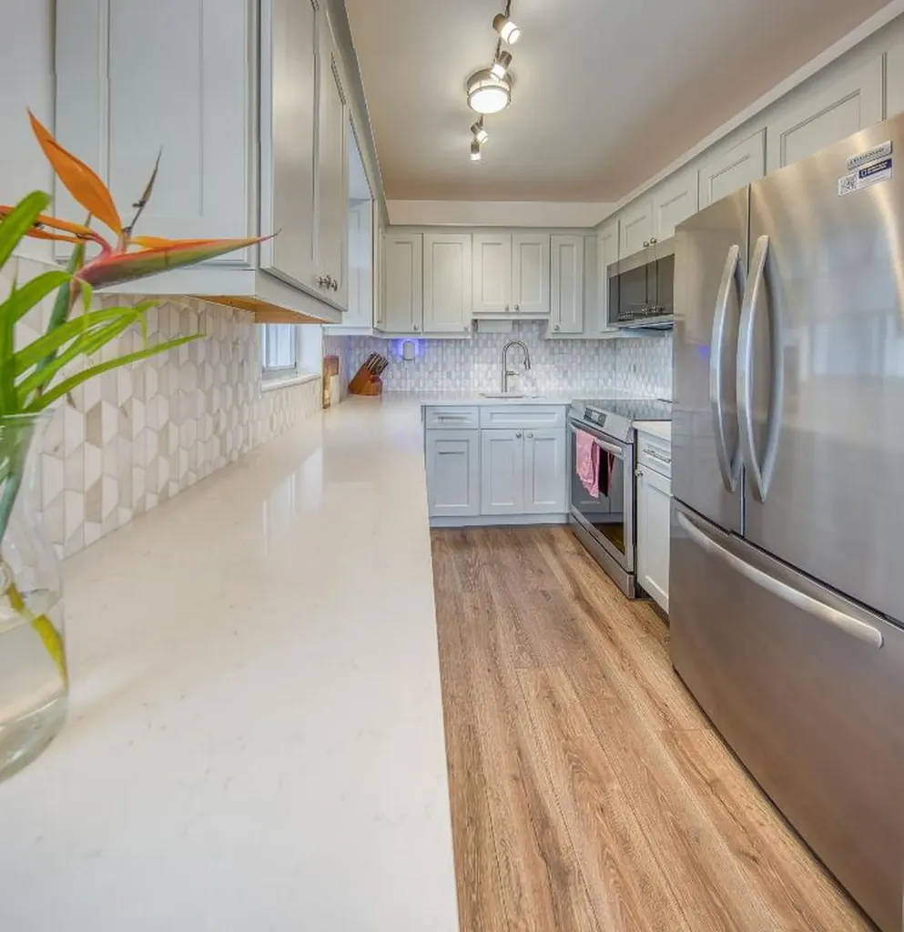 2400 Lake Osborne Drive Lake Worth Beach FL 33461