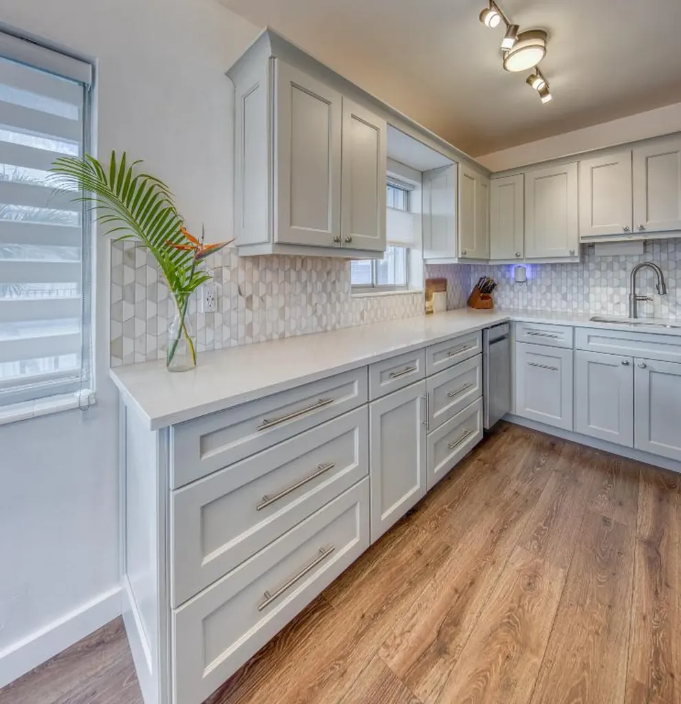 2400 Lake Osborne Drive Lake Worth Beach FL 33461