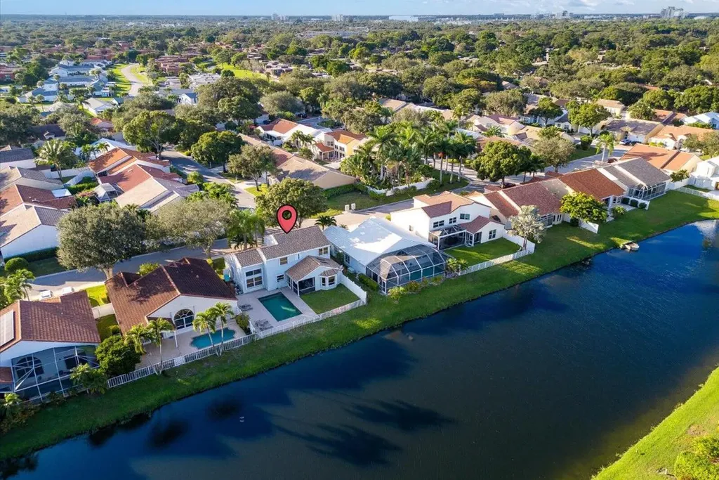 1049 Siena Oaks Circle E Palm Beach Gardens FL 33410