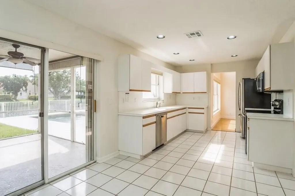 1049 Siena Oaks Circle E Palm Beach Gardens FL 33410