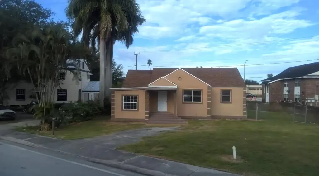 554 SE 1st Street Belle Glade FL 33430