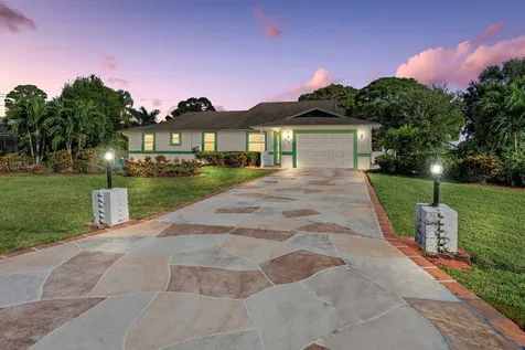 1809 SE Deming Avenue Port St Lucie FL 34952