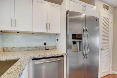410 Wilma Circle Riviera Beach FL 33404