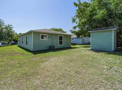 4257 36th Court Vero Beach FL 32967