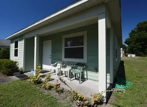 4257 36th Court Vero Beach FL 32967