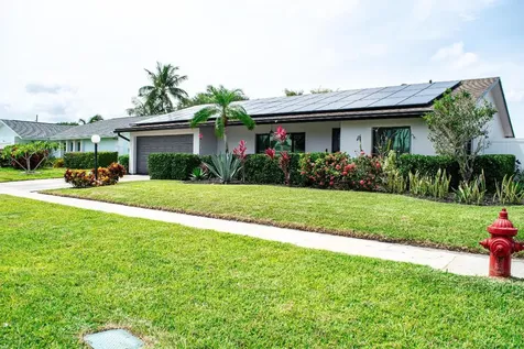 5432 Sandhurst Circle S Lake Worth FL 33463
