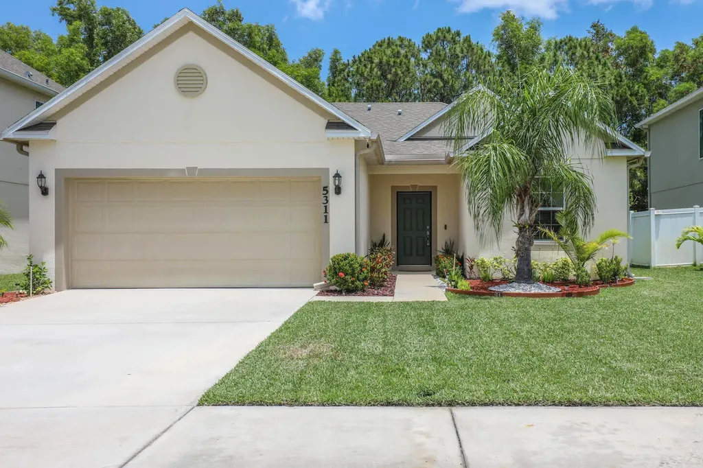 5311 NW Wisk Fern Circle Port St Lucie FL 34986