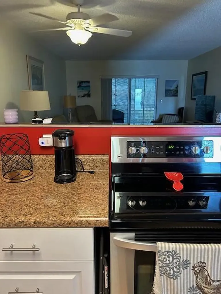 2724 S Garden Drive Lake Worth FL 33461