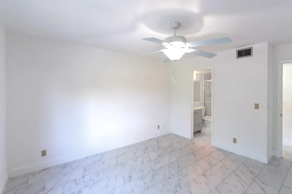 4899 Sable Pine Circle West Palm Beach FL 33417