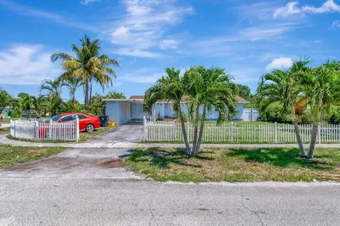 3935 Chickasha Road Atlantis FL 33462