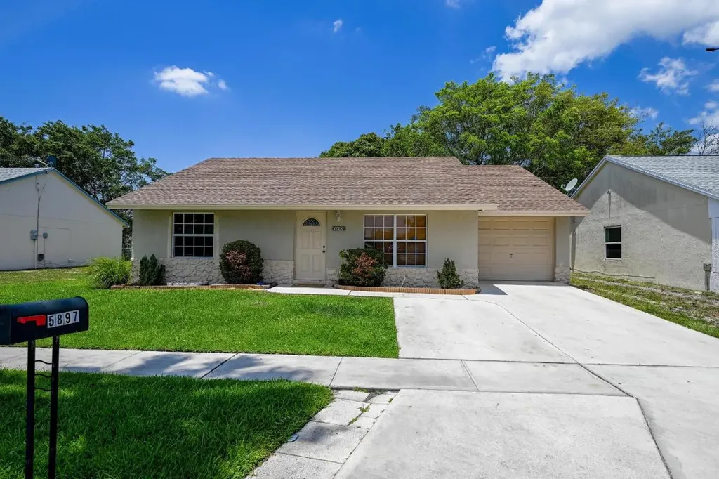 5897 Corson Place Lake Worth FL 33463