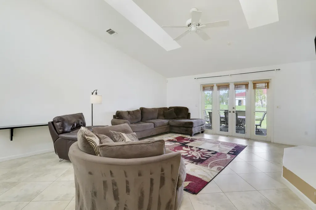 12441 89th Place N The Acreage FL 33412