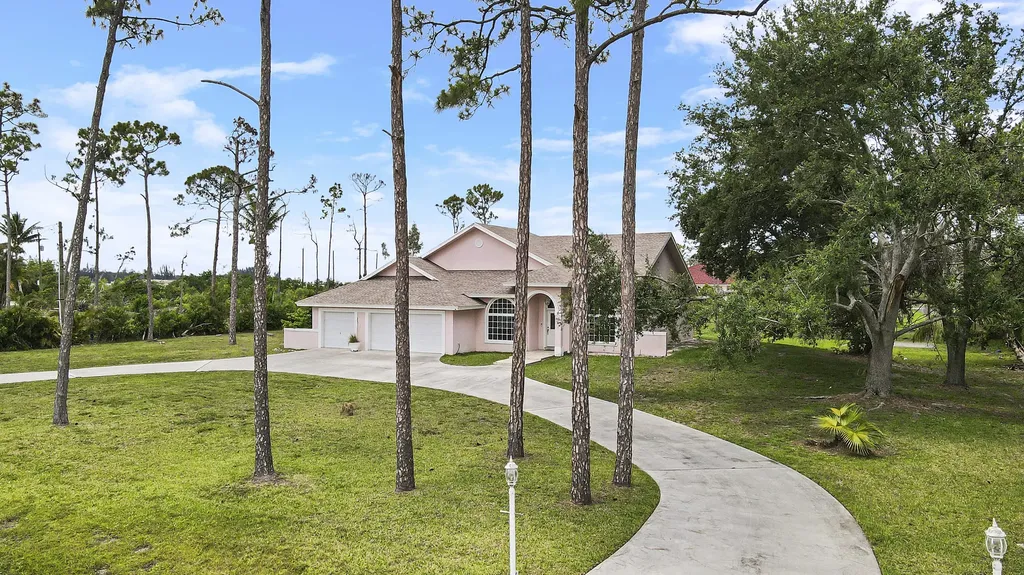 12441 89th Place N The Acreage FL 33412
