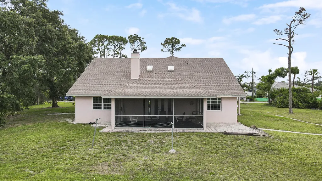 12441 89th Place N The Acreage FL 33412