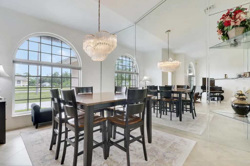12441 89th Place N The Acreage FL 33412