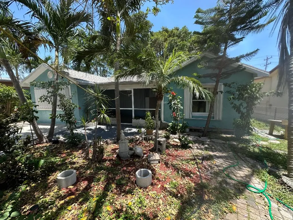 326 N B Street Lake Worth Beach FL 33460