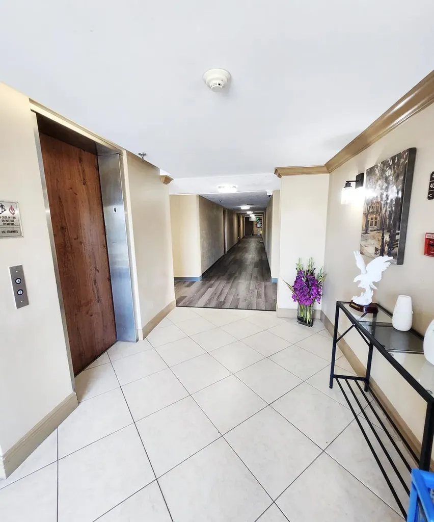 9235 SW 8th 402 Street Boca Raton FL 33428