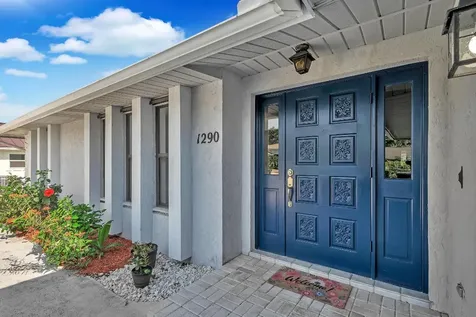 1290 SE Mcfarlane Avenue Port St Lucie FL 34952