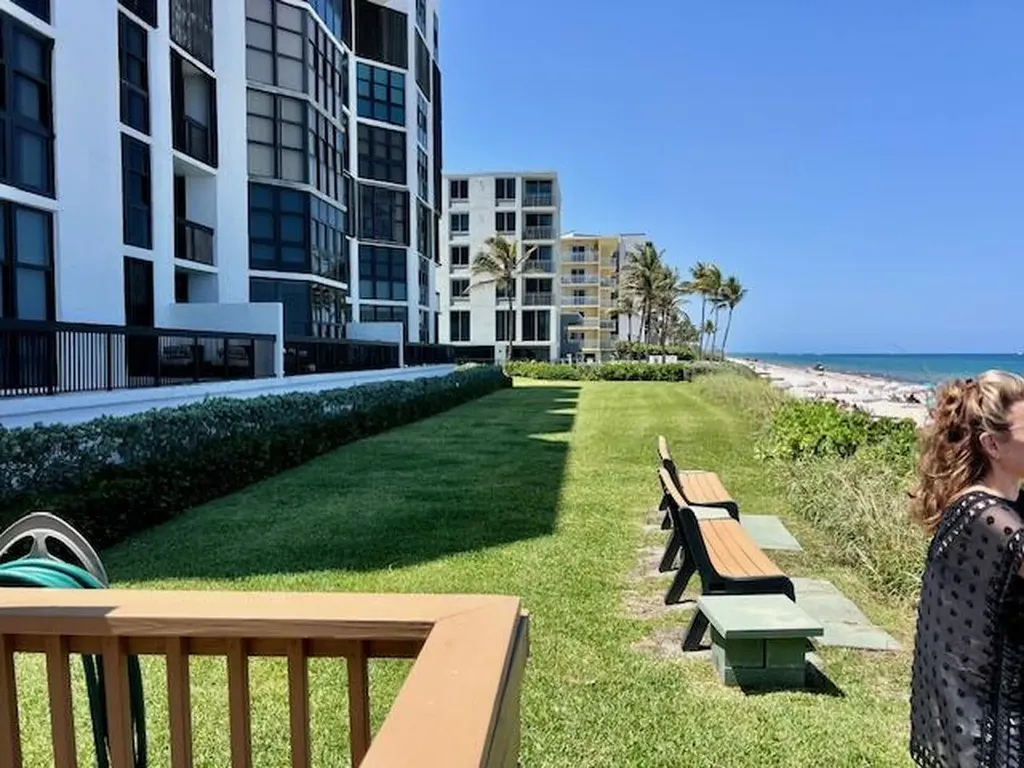 1155 Hillsboro Mile Hillsboro Beach FL 33062