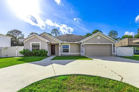1674 SW Airoso Boulevard Port St Lucie FL 34984