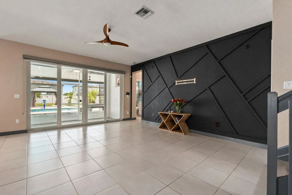 7165 NW Farnsworth Circle Port St Lucie FL 34987