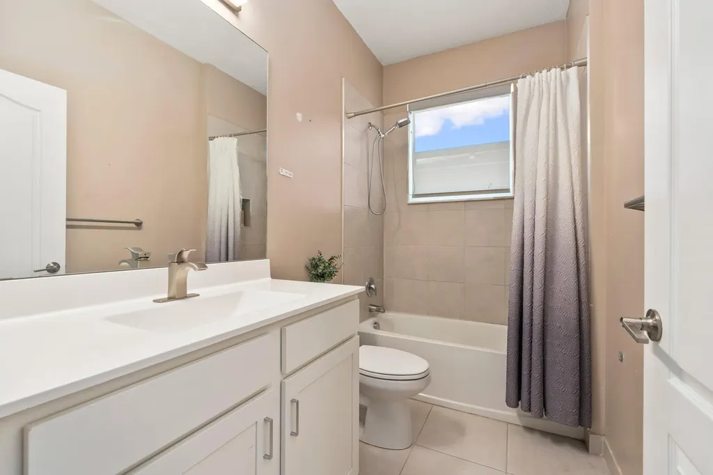 7165 NW Farnsworth Circle Port St Lucie FL 34987