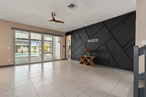 7165 NW Farnsworth Circle Port St Lucie FL 34987