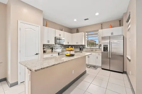 7165 NW Farnsworth Circle Port St Lucie FL 34987