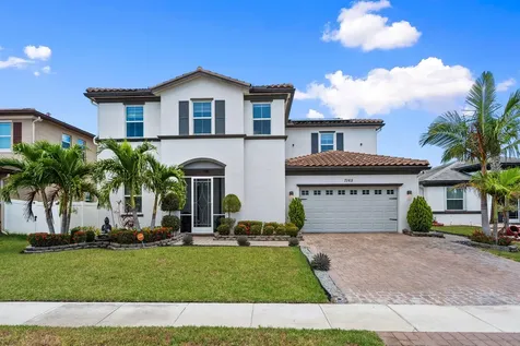 7165 NW Farnsworth Circle Port St Lucie FL 34987