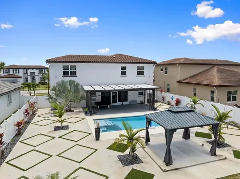 7165 NW Farnsworth Circle Port St Lucie FL 34987