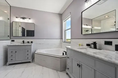 7165 NW Farnsworth Circle Port St Lucie FL 34987