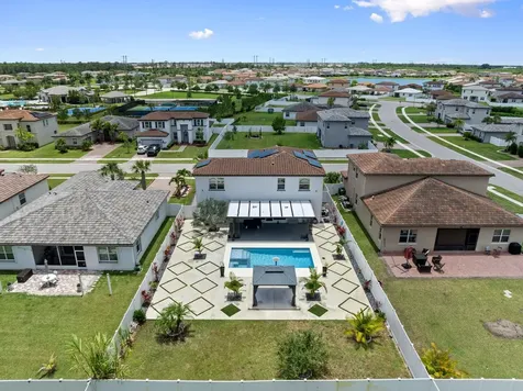 7165 NW Farnsworth Circle Port St Lucie FL 34987