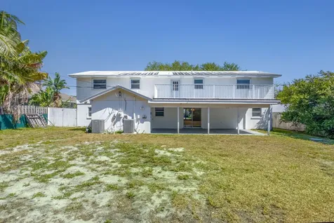8888 SE Colony Street Hobe Sound FL 33455