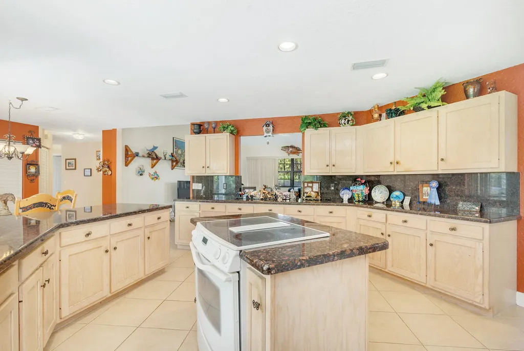 14677 Peace River Way Palm Beach Gardens FL 33418