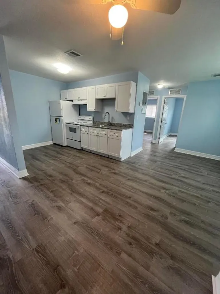 1109 NW 6th Avenue Pompano Beach FL 33060