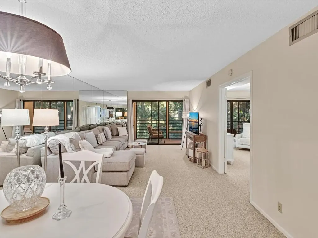 10143 Mangrove 203 Drive Boynton Beach FL 33437