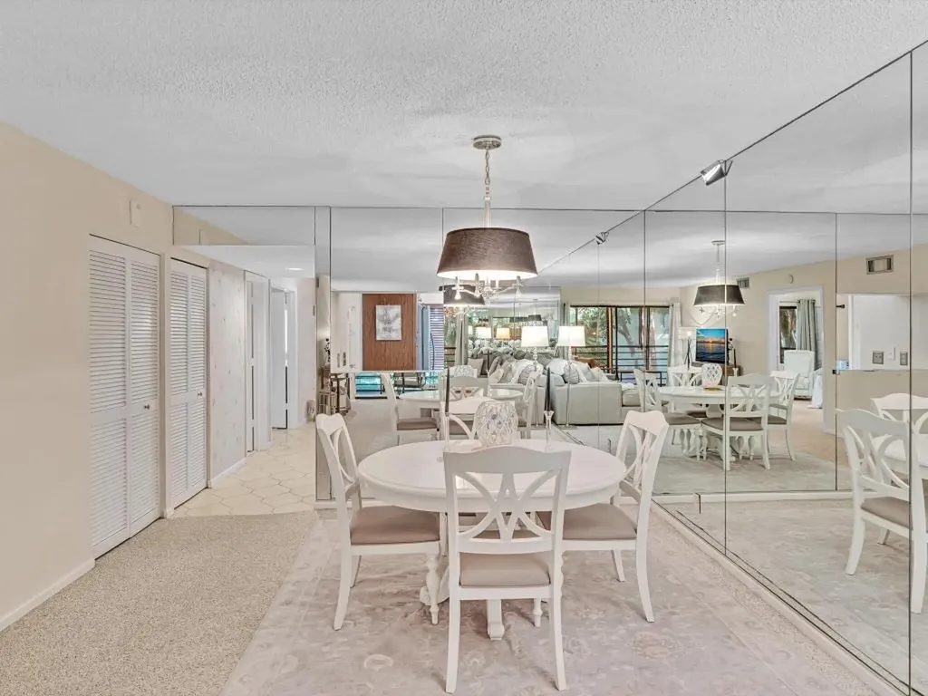10143 Mangrove 203 Drive Boynton Beach FL 33437