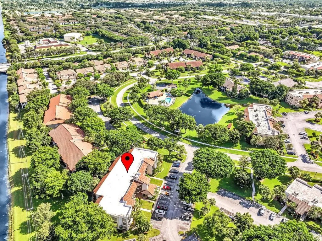 10143 Mangrove 203 Drive Boynton Beach FL 33437