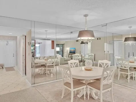 10143 Mangrove 203 Drive Boynton Beach FL 33437