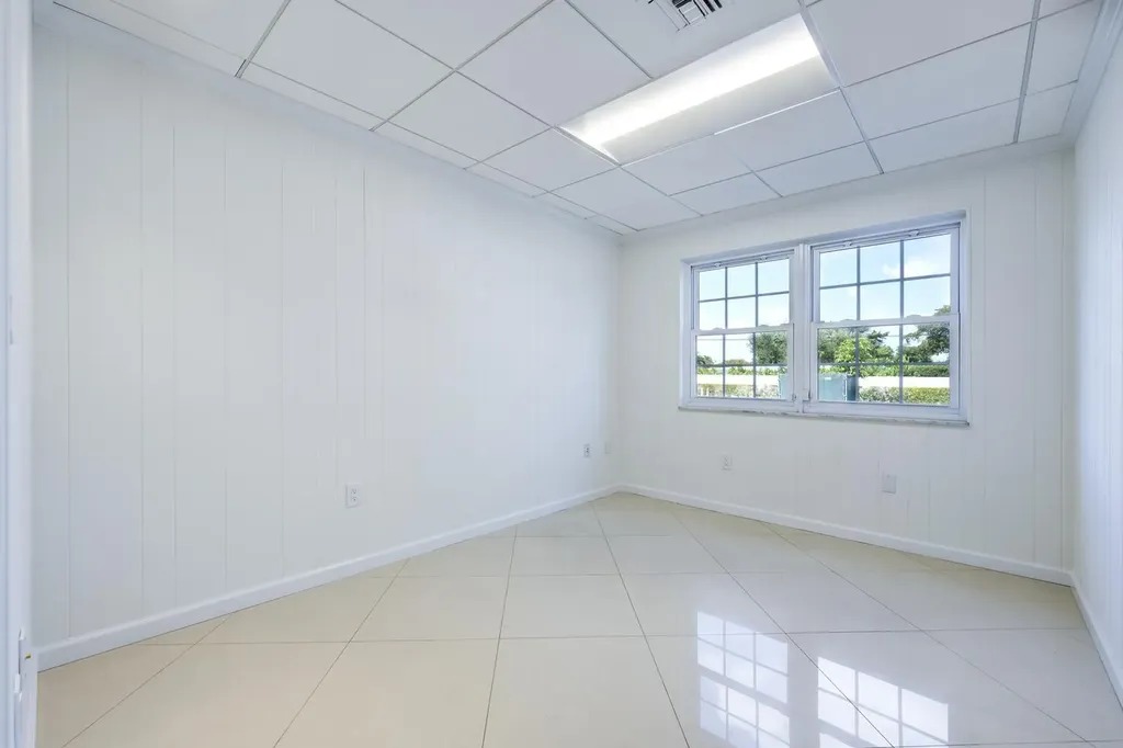 721 Us Highway 1 North Palm Beach FL 33408