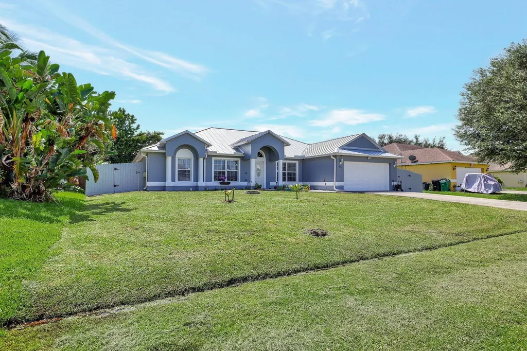 1226 SW San Antonio Avenue Port St Lucie FL 34953