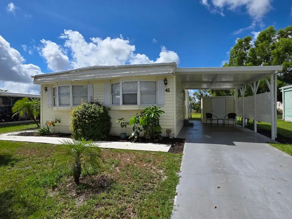 41 El Camino Real Port St Lucie FL 34952
