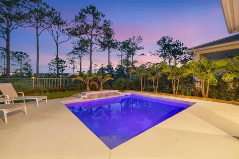 211 SE Calmo Circle Port St Lucie FL 34984