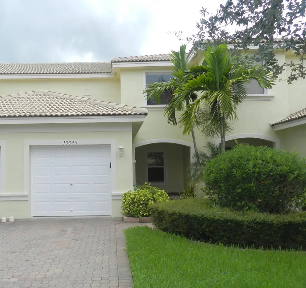 13379 Georgian Court Wellington FL 33414