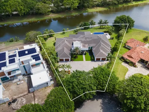 18074 Sentinel Circle Boca Raton FL 33496