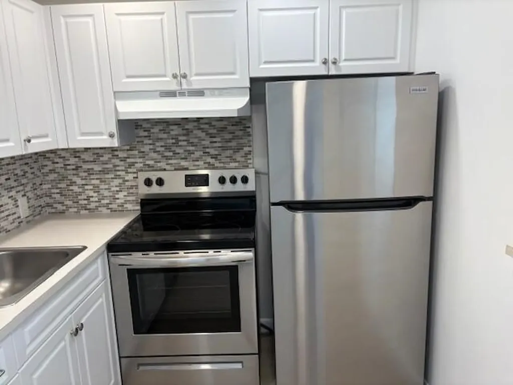 96 Mansfield C Boca Raton FL 33434