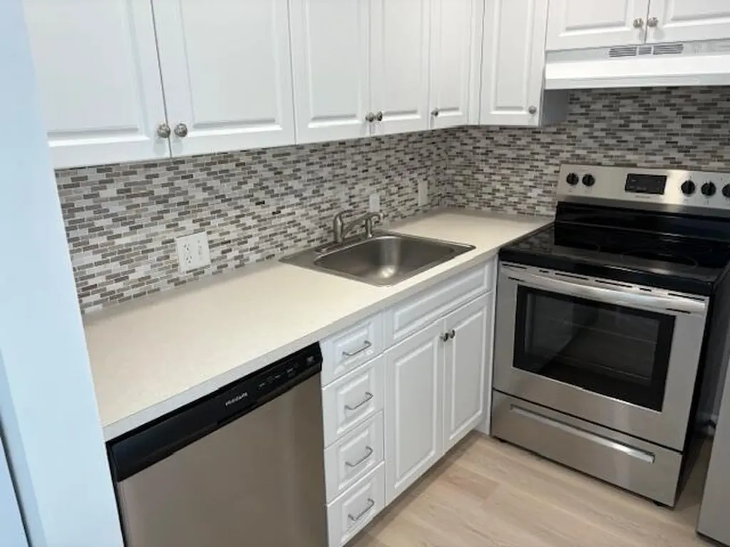 96 Mansfield C Boca Raton FL 33434